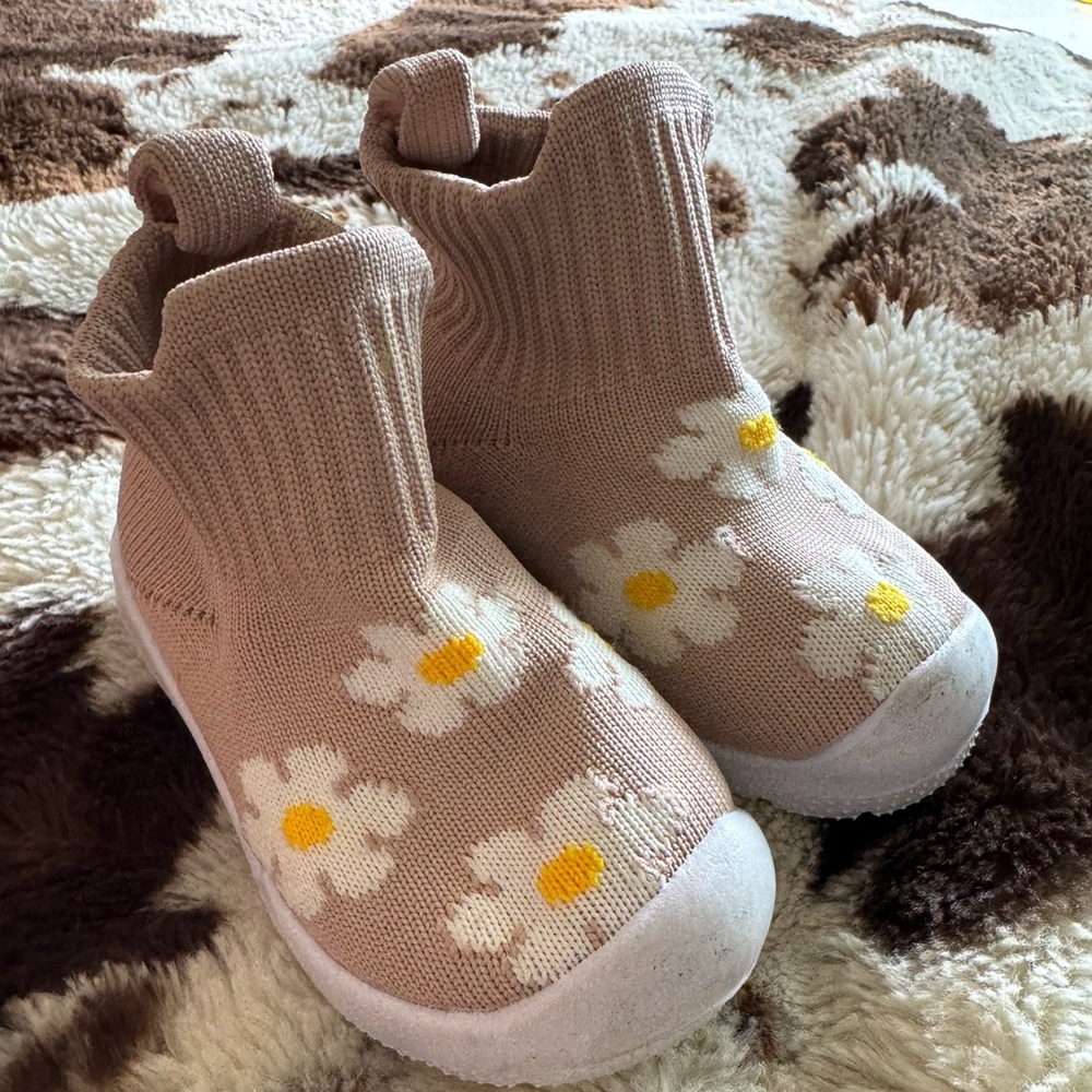 Soft walking shoes for toddler